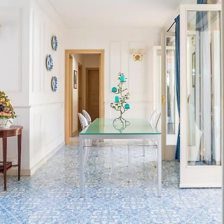 Apartament Lovers Capri